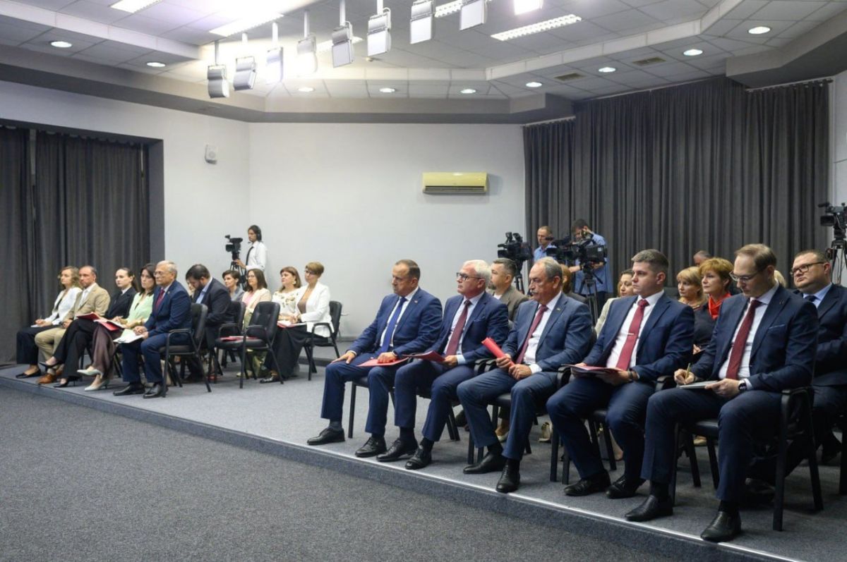 Президент Вадим Красносельский провел традиционную пресс-конференцию Президент Вадим Красносельский провел традиционную пресс-конференцию