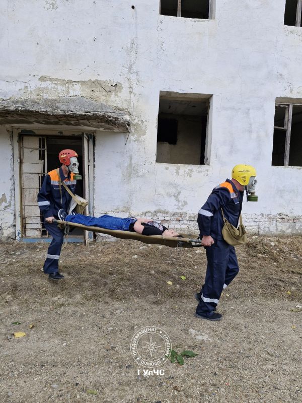 Взрыв бытового газа в многоквартирном доме — легенда учений Гражданской защиты в Григориополе Взрыв бытового газа в многоквартирном доме — легенда учений Гражданской защиты в Григориополе