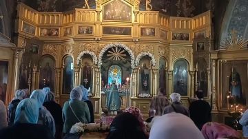 Тихий и светлый праздник. В Преображенском соборе прошло торжественное богослужение в честь Успения Пресвятой Богородицы