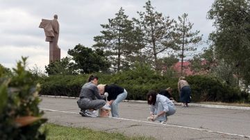 В Приднестровье полным ходом идет большая предпраздничная уборка – 28 и 29 августа столицу и другие города приводят в порядок ко Дню Республики