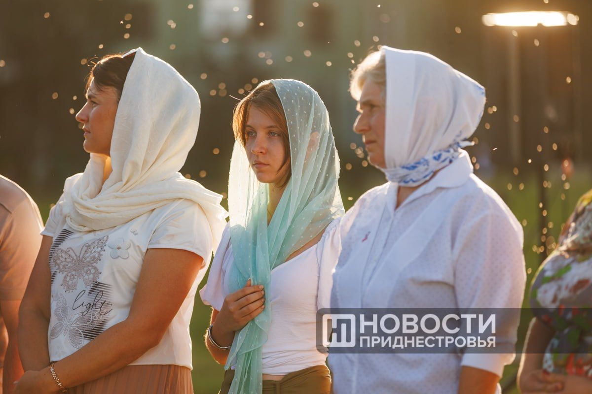 Фоторепортаж из Бендер, где накануне отметили 228-ю годовщину 55-го Подольского пехотного полка Фоторепортаж из Бендер, где накануне отметили 228-ю годовщину 55-го Подольского пехотного полка