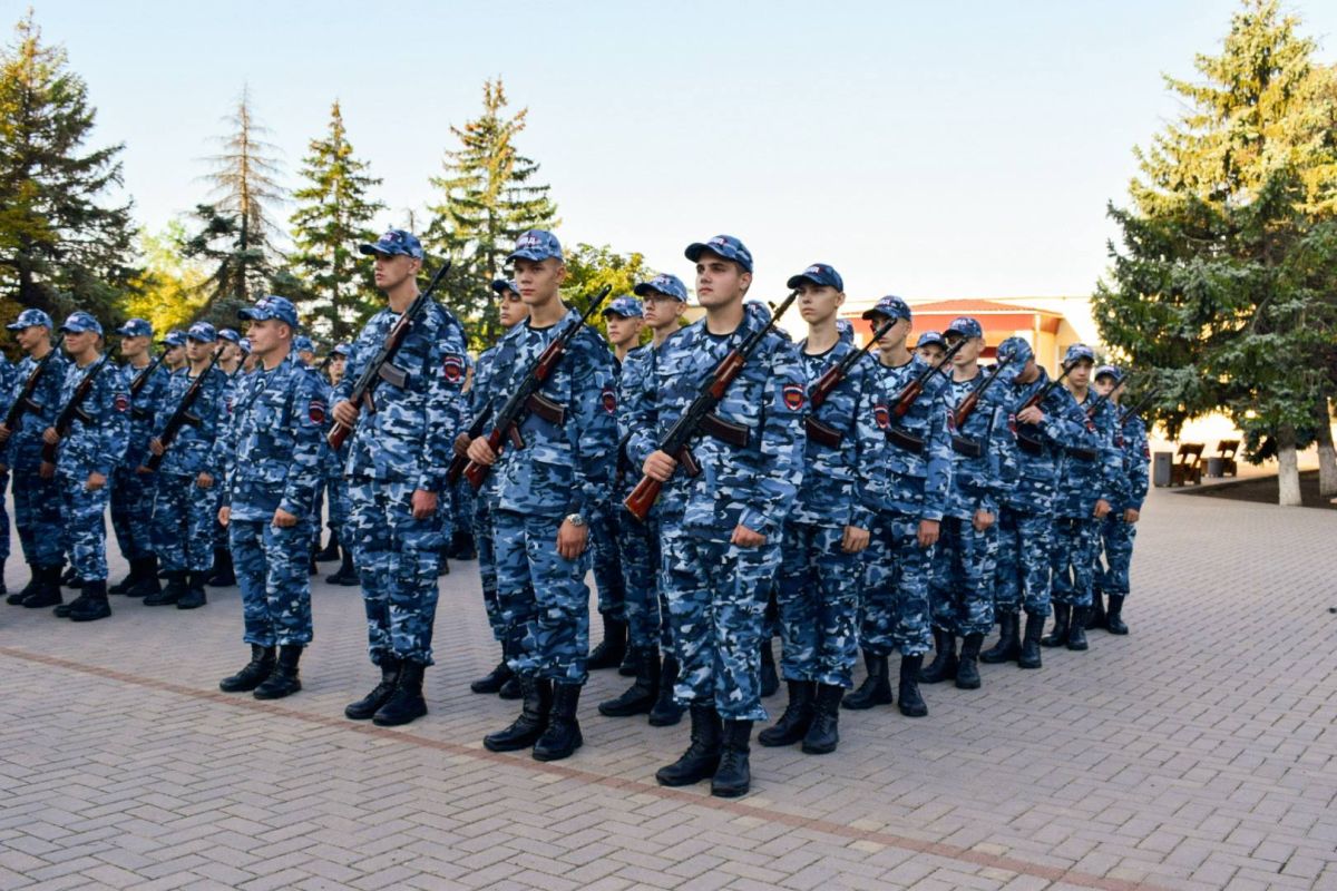 В ТЮИ 48 курсантов приняли Присягу на верность Отечеству В ТЮИ 48 курсантов приняли Присягу на верность Отечеству