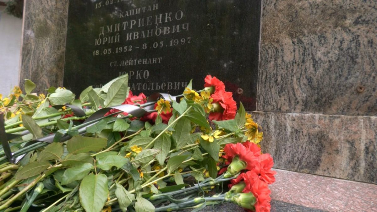 В Бендерском УВД накануне Дня Республики поздравили сотрудников и ветеранов органов внутренних дел В Бендерском УВД накануне Дня Республики поздравили сотрудников и ветеранов органов внутренних дел
