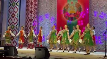 Сегодня во Дворце культуры состоялось торжественное собрание, приуроченное 36-ой годовщине со дня образования Приднестровской Молдавской Республики