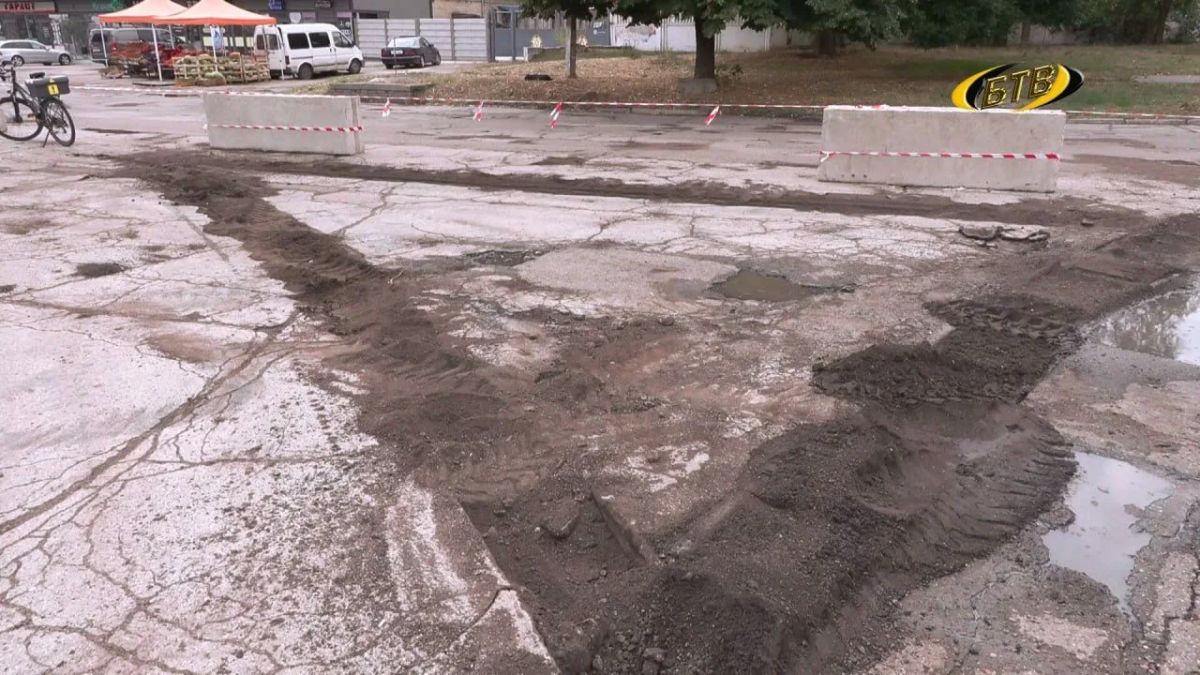 В Бендерах ремонтируют дорогу у круга в районе пивзавода (пересечение улиц Дружбы, 40 лет МССР и Суворова) В Бендерах ремонтируют дорогу у круга в районе пивзавода (пересечение улиц Дружбы, 40 лет МССР и Суворова)