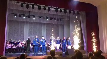 Яркий концерт в Бендерах: военный оркестр Главного штаба Вооружённых сил подарил горожанам настоящий музыкальный праздник