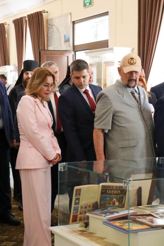 В Приднестровье отметили 36-ю годовщину образования республики В Приднестровье отметили 36-ю годовщину образования республики