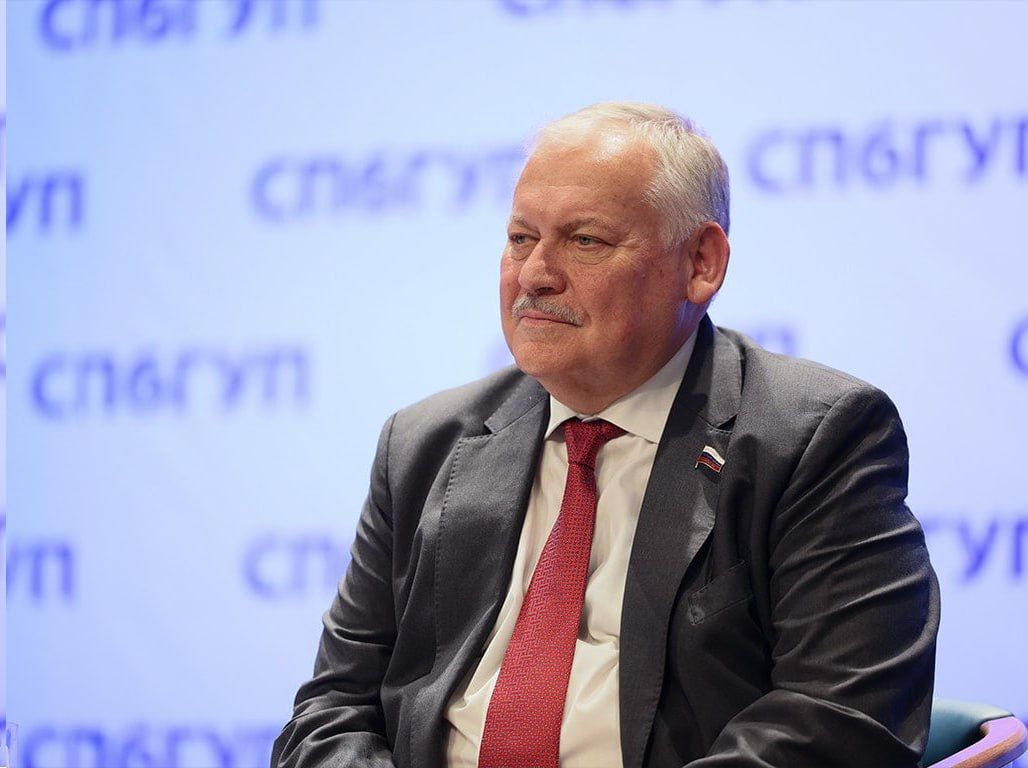 Депутаты Госдумы присылают поздравления