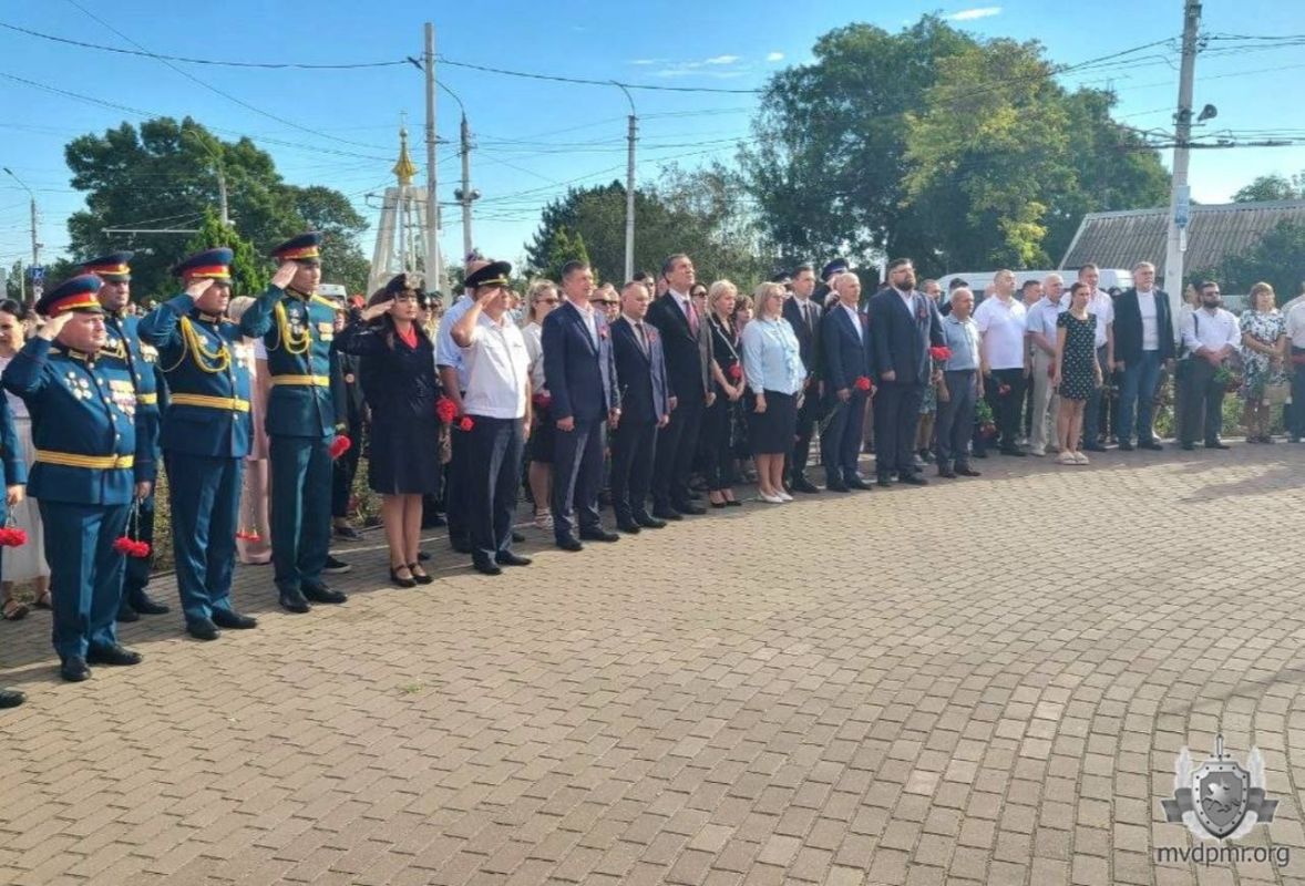 Праздник объединяет поколения Праздник объединяет поколения