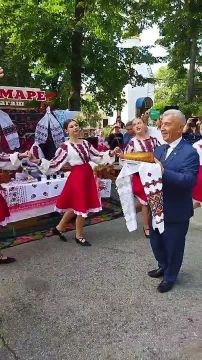 Каса маре развернули прямо в центре Слободзеи жители Карагаша