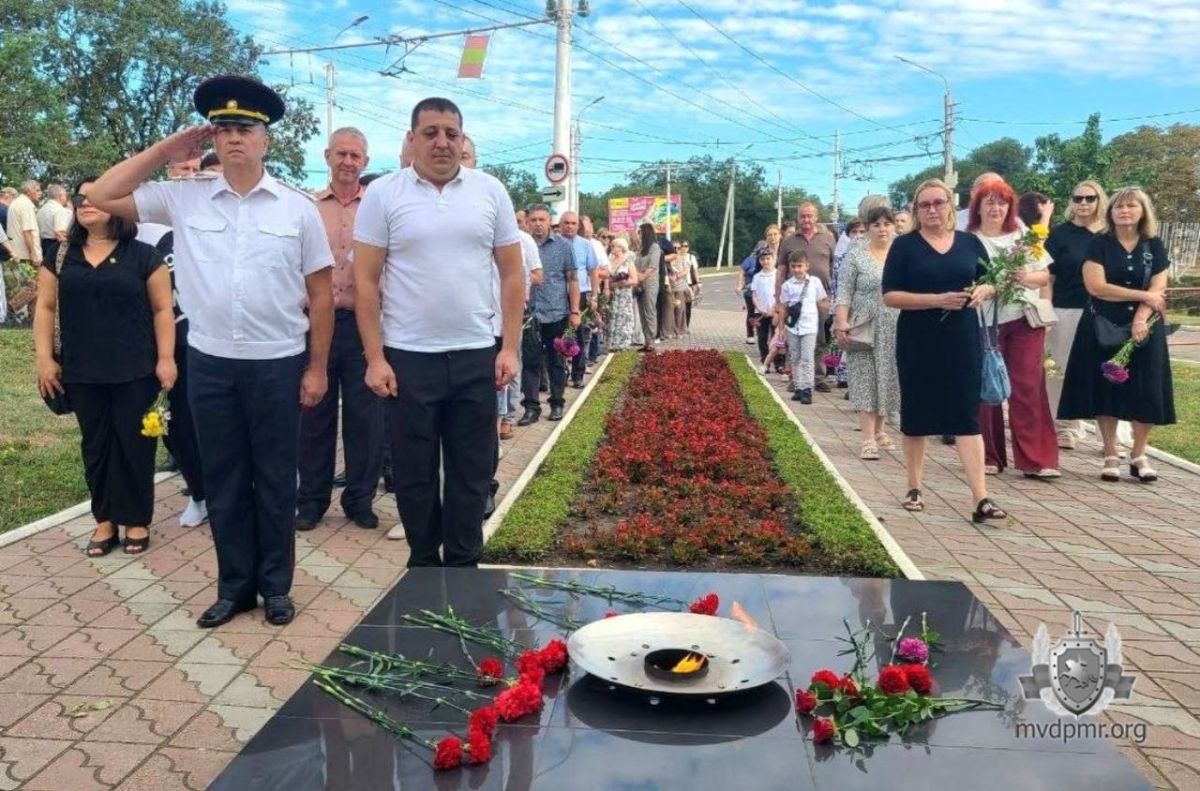 Праздник объединяет поколения Праздник объединяет поколения