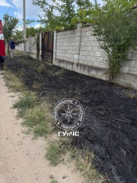 Три расчёта из Бендер тушили пожар на окраине Паркан