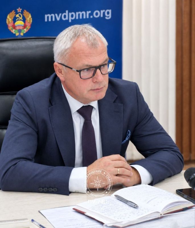 В МВД ПМР прошло заседание Госкомиссии по чрезвычайным ситуациям под руководством вице-премьера Виталия Нягу В МВД ПМР прошло заседание Госкомиссии по чрезвычайным ситуациям под руководством вице-премьера Виталия Нягу