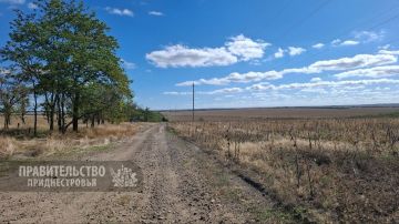 Александр Розенберг осмотрел полевые дороги в Григориопольском районе