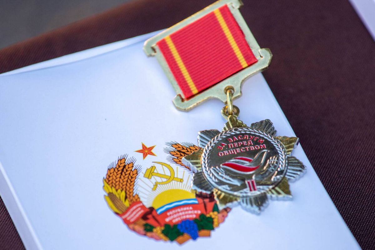 В ДУБОССАРАХ ТОРЖЕСТВЕННО ОТМЕТИЛИ 35-Ю ГОДОВЩИНУ ОБРАЗОВАНИЯ РЕСПУБЛИКАНСКОЙ ГВАРДИИ В ДУБОССАРАХ ТОРЖЕСТВЕННО ОТМЕТИЛИ 35-Ю ГОДОВЩИНУ ОБРАЗОВАНИЯ РЕСПУБЛИКАНСКОЙ ГВАРДИИ