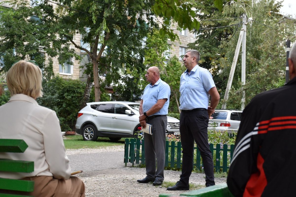 В Каменке проходят встречи с жителями В Каменке проходят встречи с жителями
