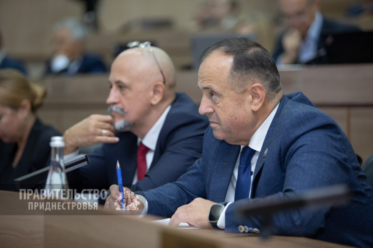 Парламент сразу в двух чтениях поддержал пакет антикризисных законопроектов, разработанных Правительством Парламент сразу в двух чтениях поддержал пакет антикризисных законопроектов, разработанных Правительством