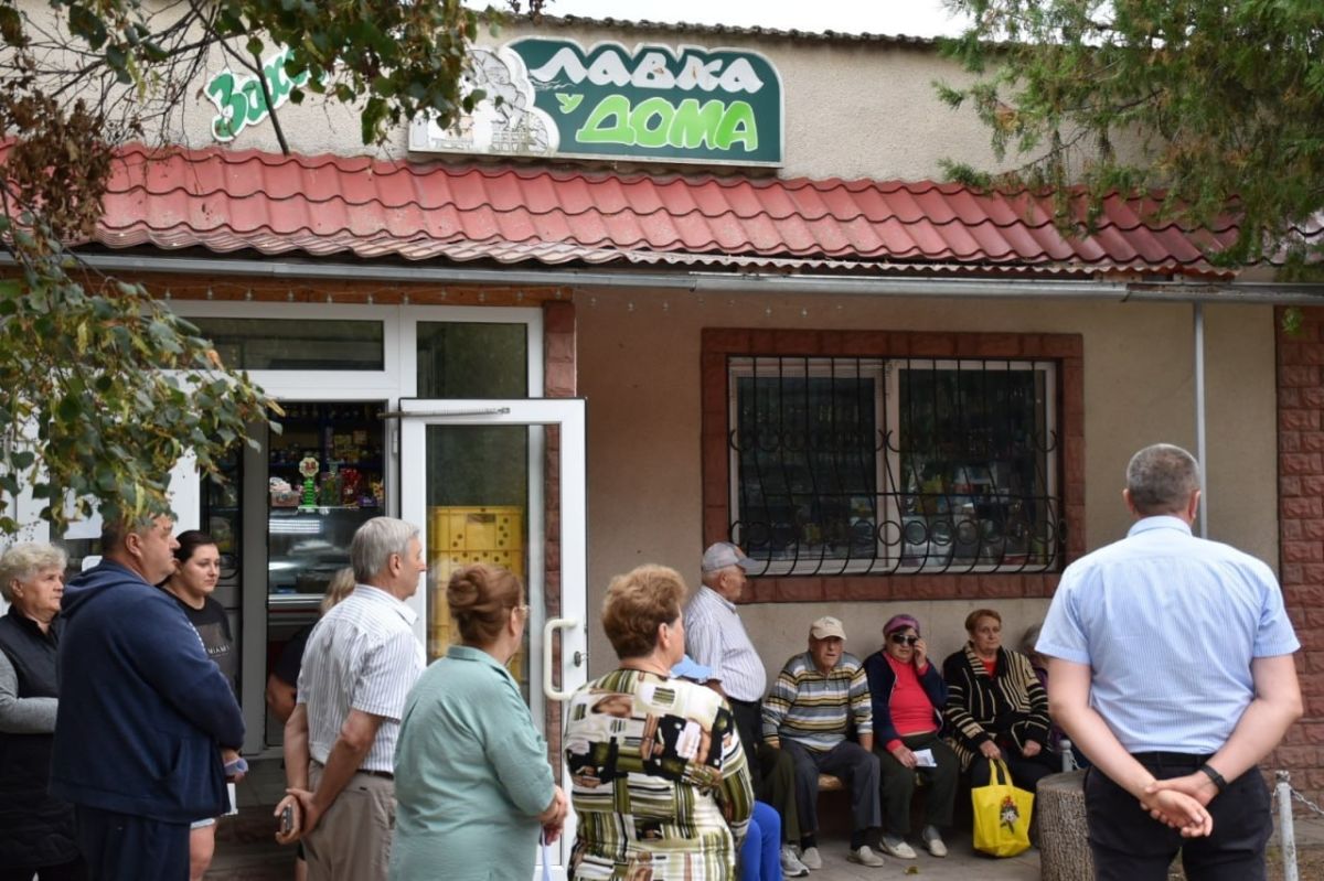 В Каменке глава района Сергей Сокирка проводит встречи с жителями В Каменке глава района Сергей Сокирка проводит встречи с жителями