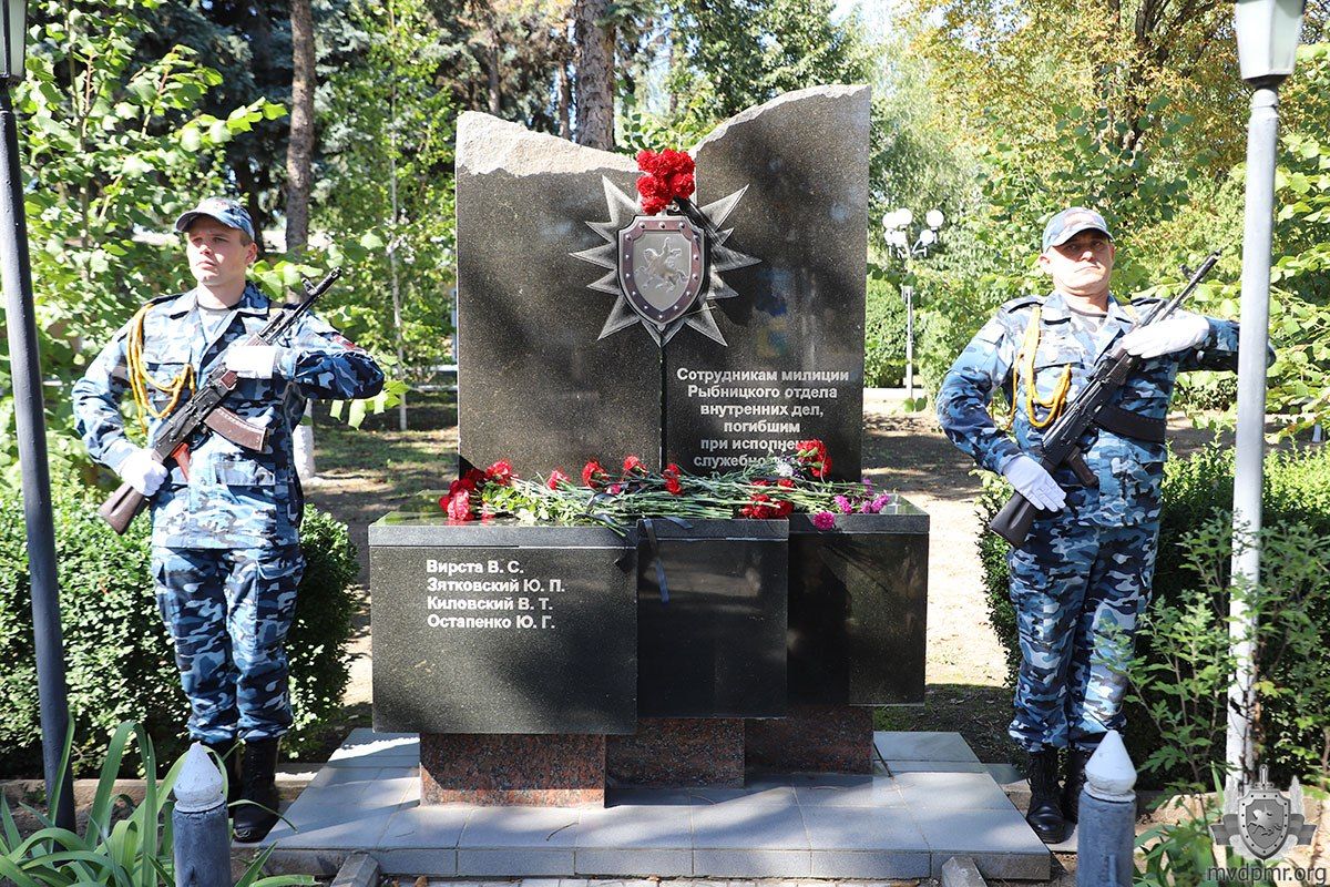Рыбницкому ОВД – 35 лет. История подразделения началась в сентябре 1991 года Рыбницкому ОВД – 35 лет. История подразделения началась в сентябре 1991 года