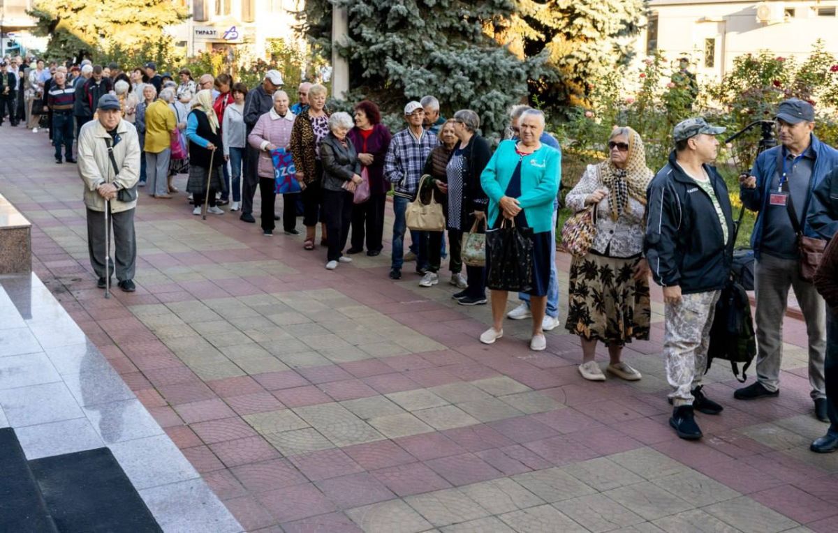 Приднестровцы активно голосуют на выборах в Госдуму РФ Приднестровцы активно голосуют на выборах в Госдуму РФ