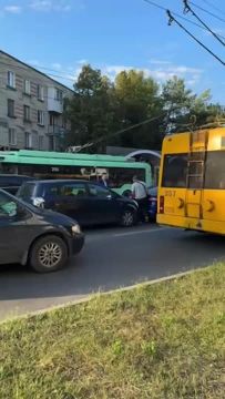 Из-за мелкой аварии пробка на въезде на Бородинку со стороны центра