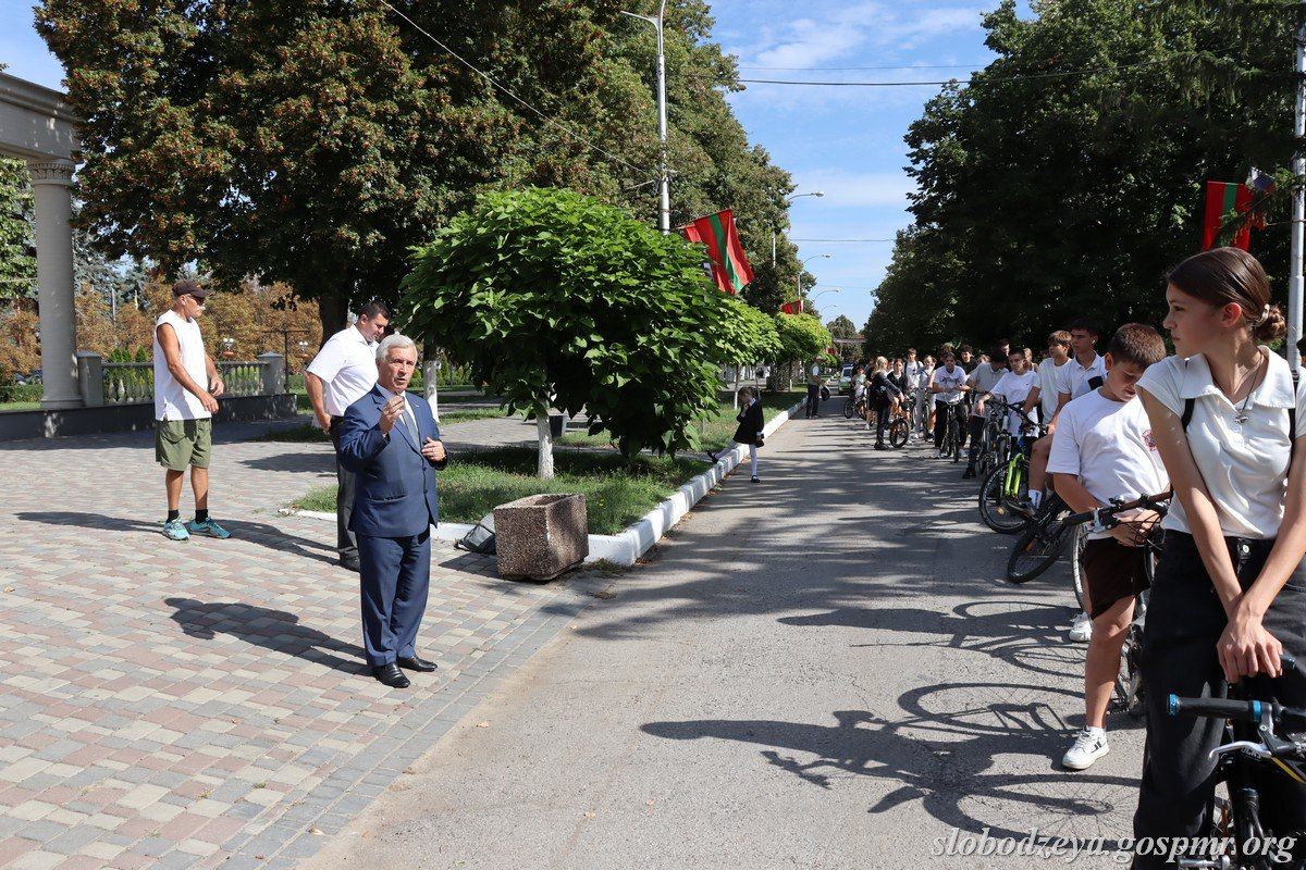 Более 80 человек объединил велопробег в честь Дня города Слободзеи Более 80 человек объединил велопробег в честь Дня города Слободзеи