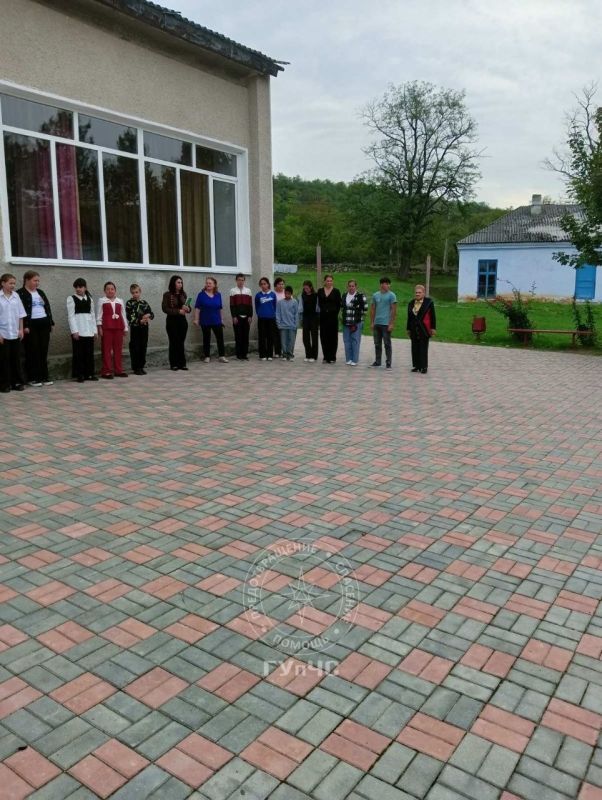 Операция «Школа» вышла на улицу — точнее, перешла на новый этап Операция «Школа» вышла на улицу — точнее, перешла на новый этап