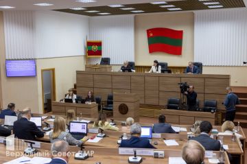 Верховный Совет принял госпрограмму «Учебник» на 2027–2031 годы