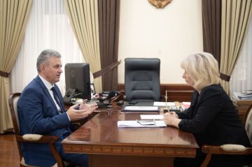 Вадим Красносельский встретился с главой Госслужбы по культуре Марией Кырмыз
