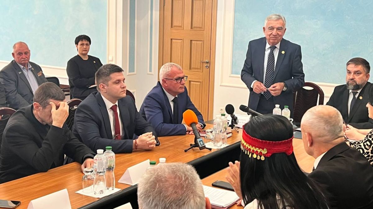 Во Дворце Республики состоялся круглый стол, посвященный Году приднестровского народа Во Дворце Республики состоялся круглый стол, посвященный Году приднестровского народа