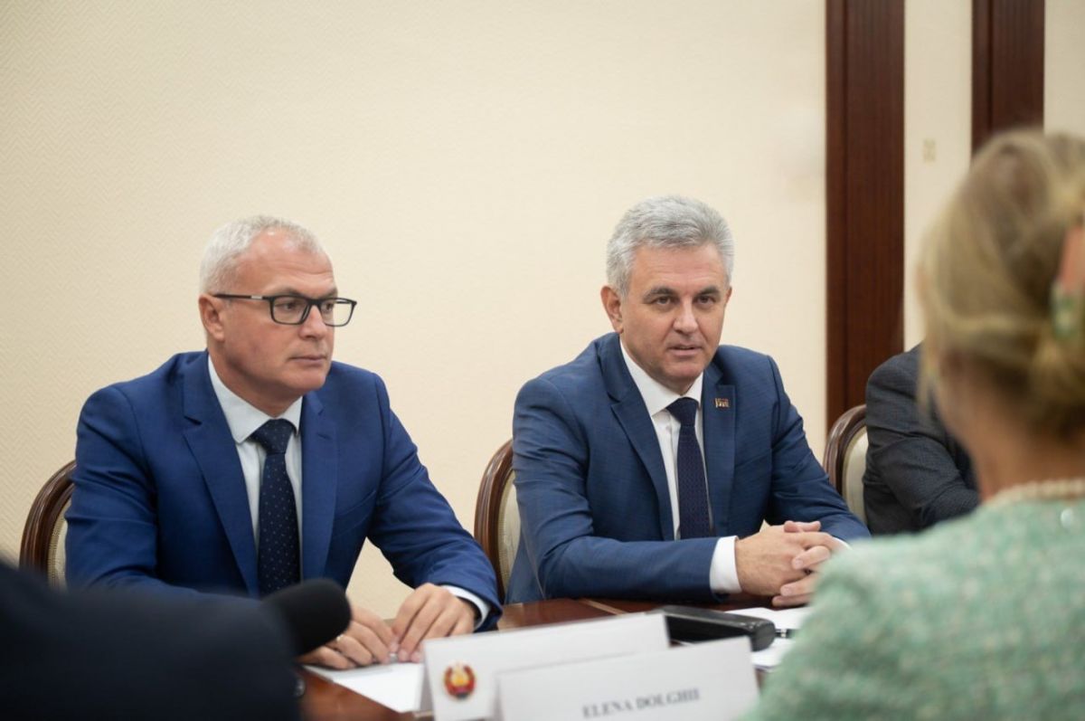 Президент ПМР Вадим Красносельский принял посла Швеции в Молдове Петру Лэрке Президент ПМР Вадим Красносельский принял посла Швеции в Молдове Петру Лэрке