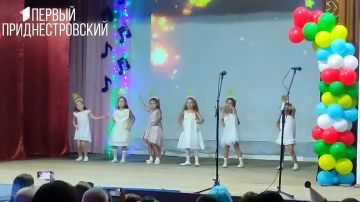 Сегодня в Дубоссарах стартовал 14-й фестиваль творчества детей с особенностями здоровья «Цветик-семицветик»