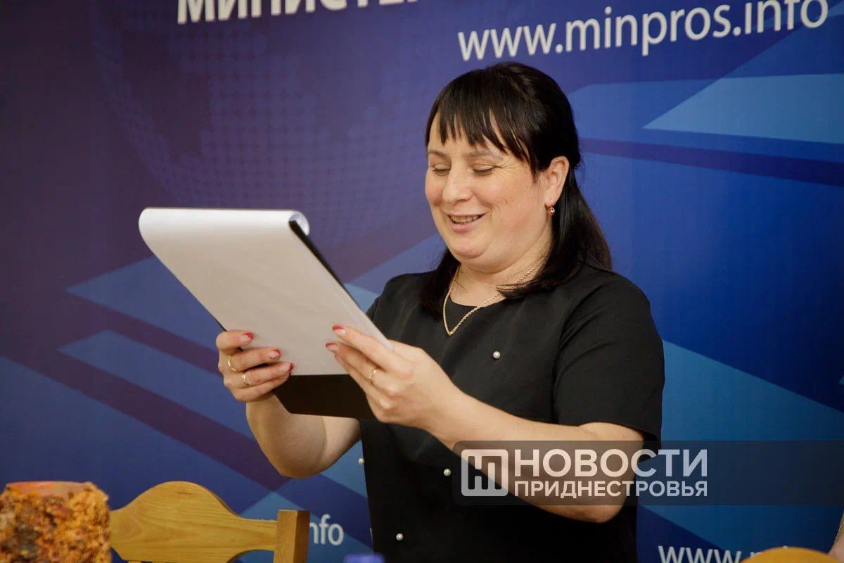 В Минпросе идет республиканский конкурс «Педагог года» В Минпросе идет республиканский конкурс «Педагог года»