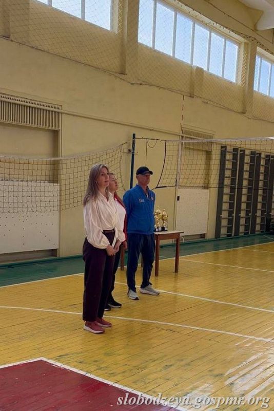 В Слободзее прошёл традиционный турнир по волейболу памяти Анатолия Кроитору В Слободзее прошёл традиционный турнир по волейболу памяти Анатолия Кроитору