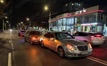 МВД опубликовало подробности вчерашней аварии, в которой сбили пешехода: пьяный житель Ближнего Хутора внезапно выскочил на дорогу и попал под колёса «Мерседеса» в районе «Яна»