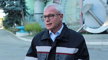 Большинство молодых людей за станками на «Электромаше» – это те, кто получили дуальное образование без отрыва от производства, сказал Виталий Нягу