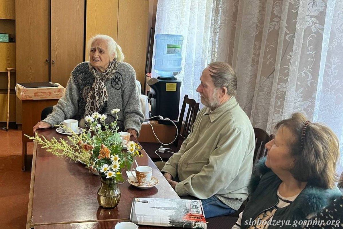 Тематический вечер «Молоды душой» в клубе «Ветеран»