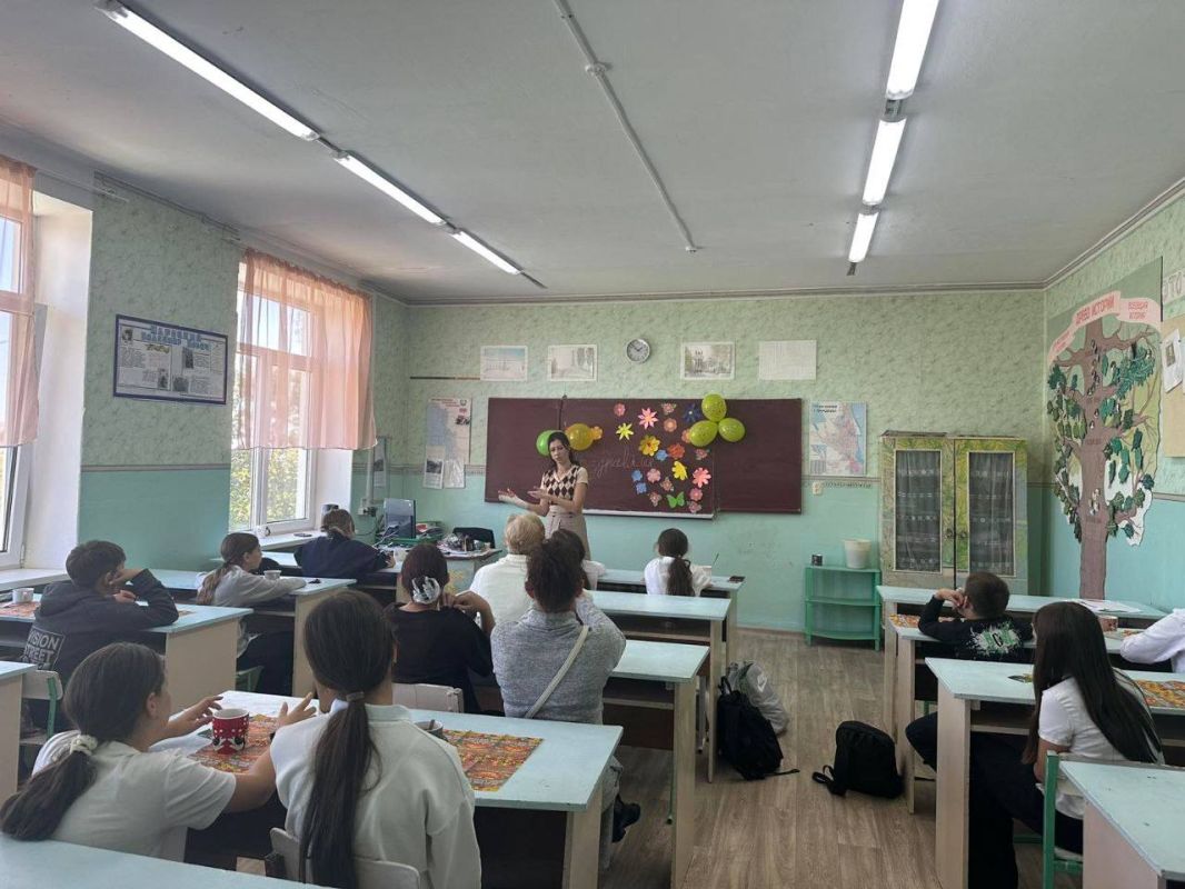 В школе № 11 им. Ю. А. Гагарина прошли мероприятия, посвящённые Дню пожилого человека В школе № 11 им. Ю. А. Гагарина прошли мероприятия, посвящённые Дню пожилого человека