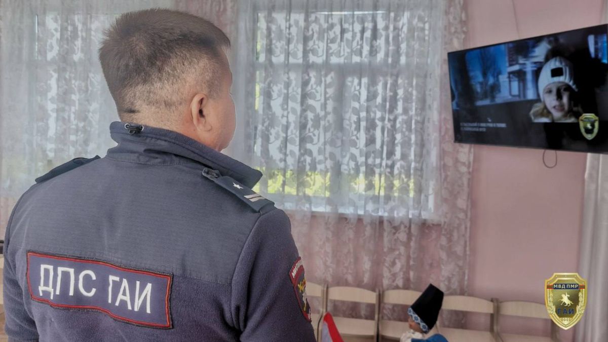 Дошколятам о безопасности на дороге Дошколятам о безопасности на дороге