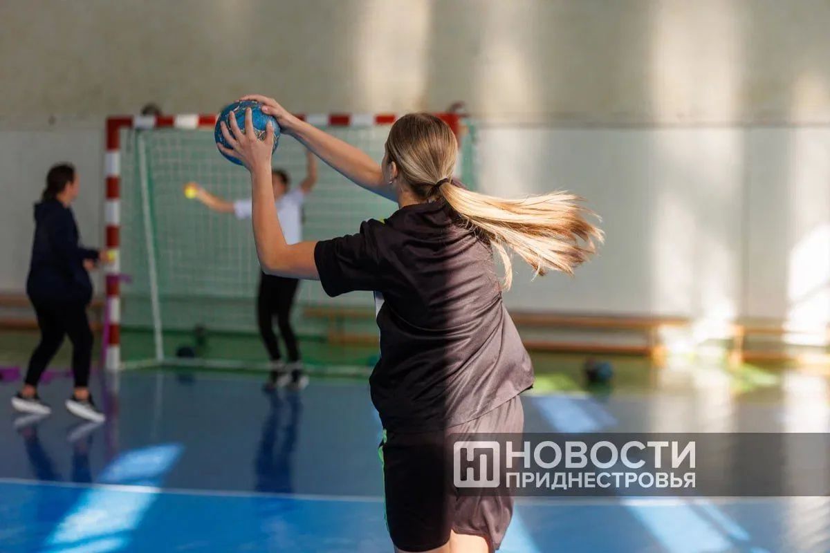 Гандболистки тираспольской СДЮШОР-1 готовятся к новому сезону