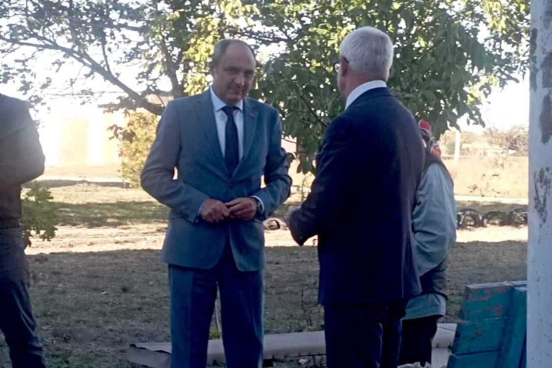 Во Фрунзе завершили ремонт кровли многоквартирного дома Во Фрунзе завершили ремонт кровли многоквартирного дома