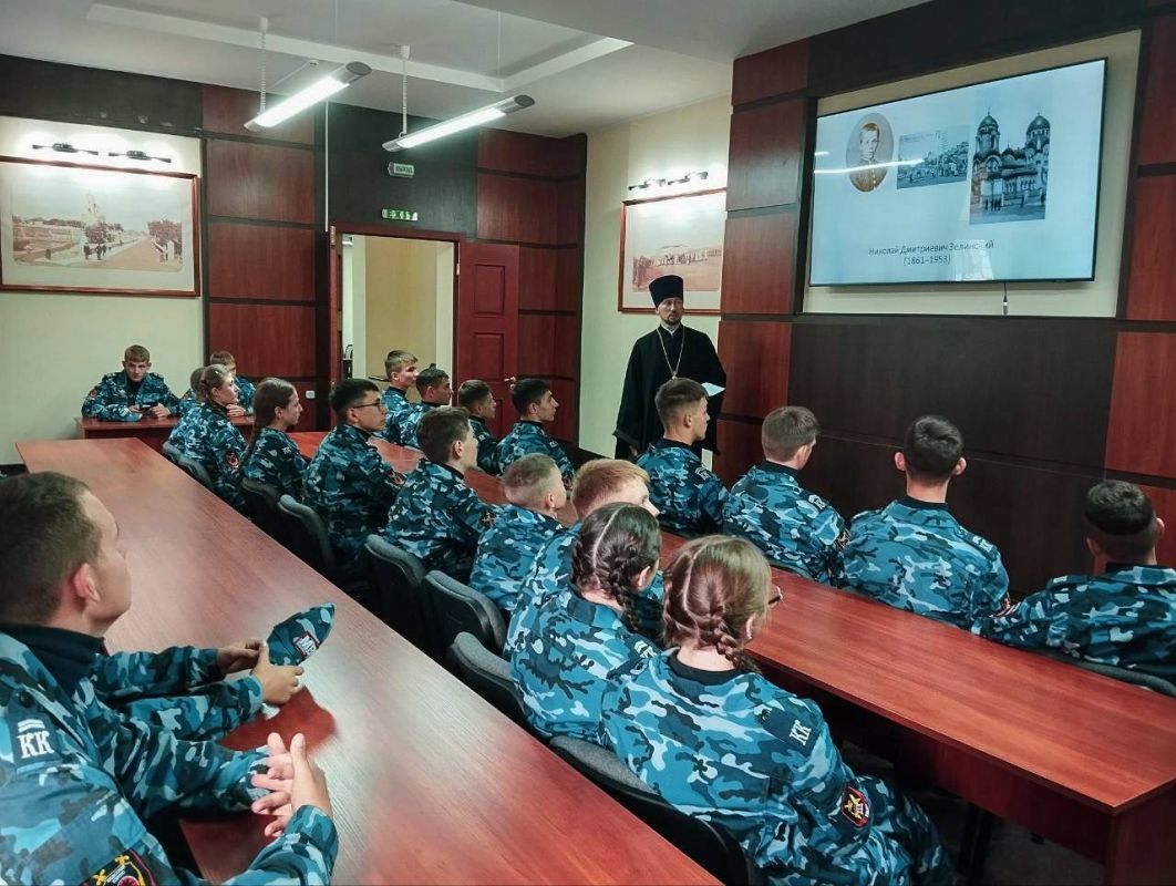 Как открытия учёных спасали тысячи жизней: кадетам Тирасполя рассказали о великих соотечественниках Как открытия учёных спасали тысячи жизней: кадетам Тирасполя рассказали о великих соотечественниках