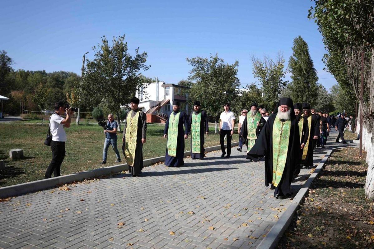 В ПРИДНЕСТРОВЬЕ ПРОШЁЛ ПЕРВЫЙ КРЕСТНЫЙ ХОД НА ВОДЕ В ПРИДНЕСТРОВЬЕ ПРОШЁЛ ПЕРВЫЙ КРЕСТНЫЙ ХОД НА ВОДЕ