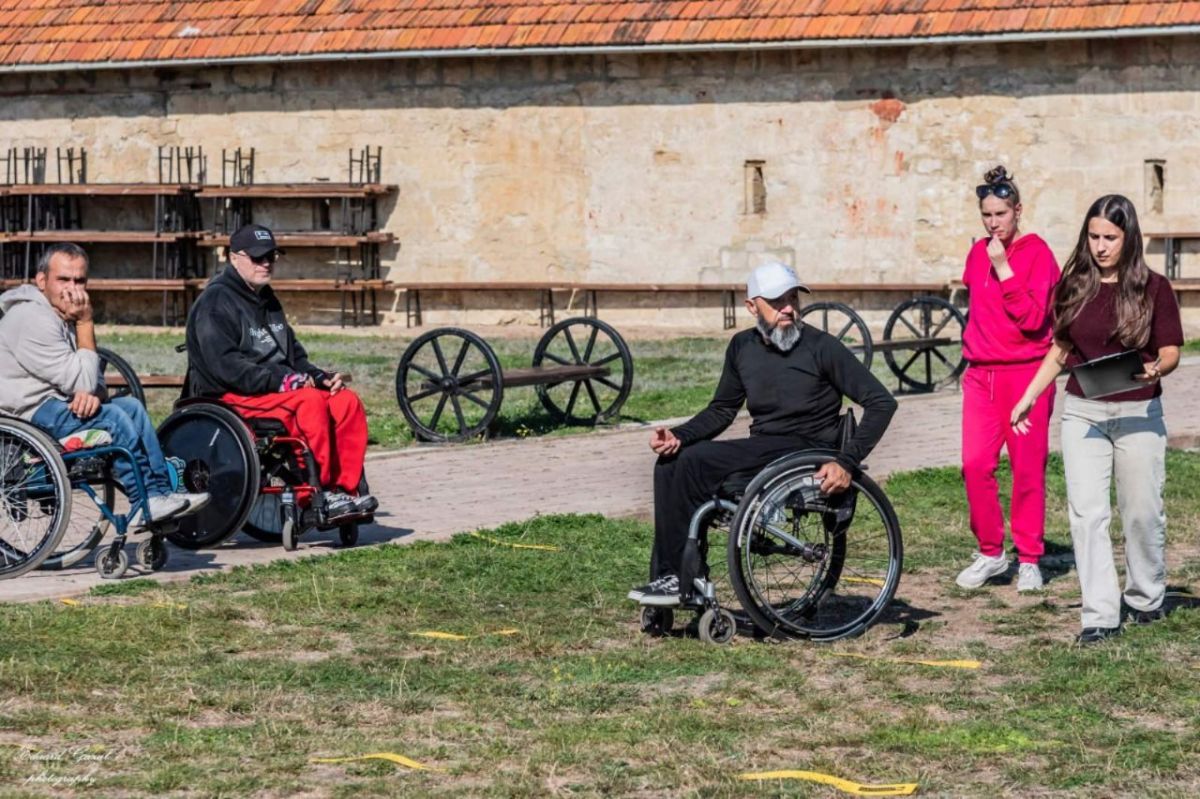 В Бендерской крепости прошёл турнир по петанку В Бендерской крепости прошёл турнир по петанку