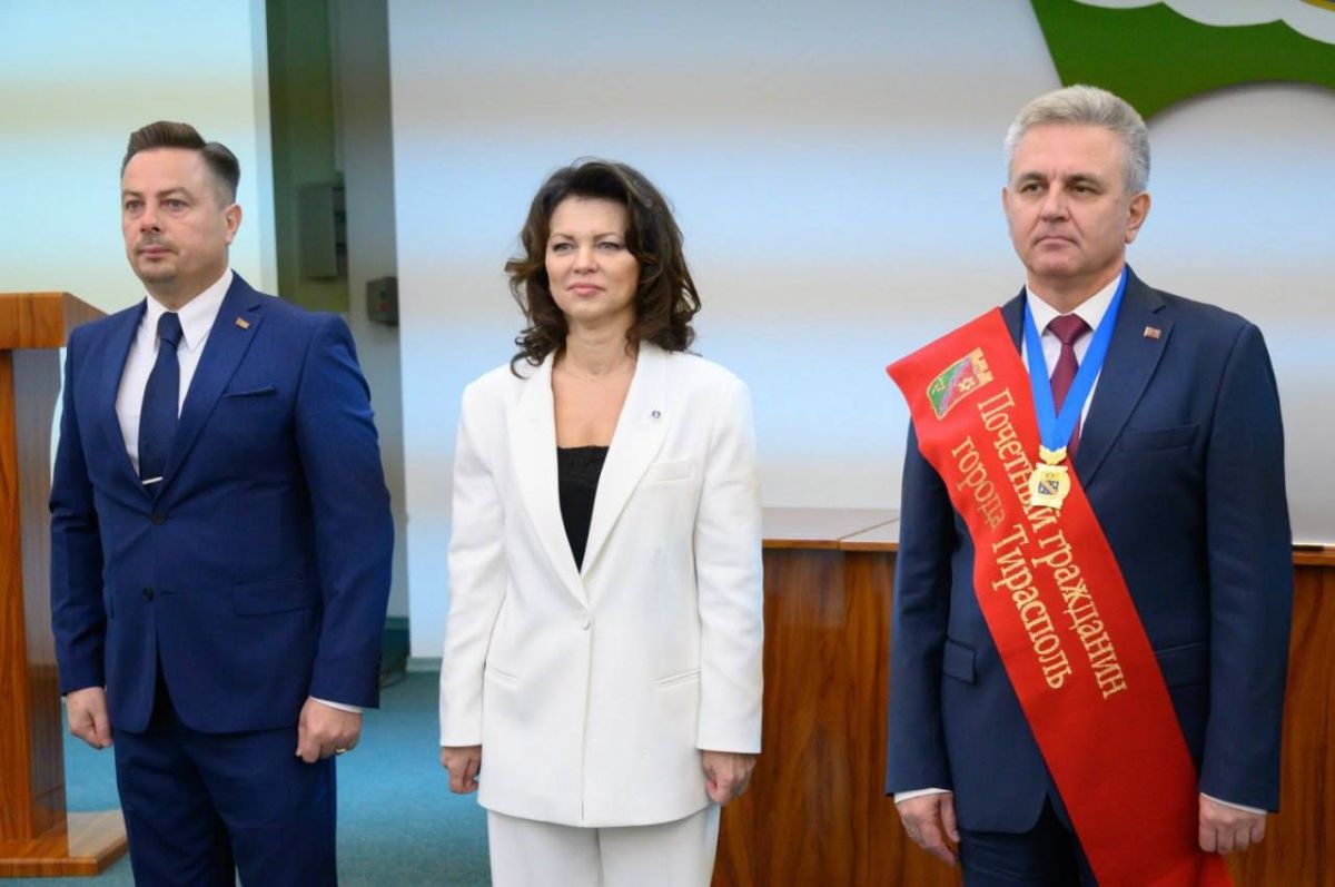 Вадим Красносельский стал Почётным гражданином Тирасполя Вадим Красносельский стал Почётным гражданином Тирасполя