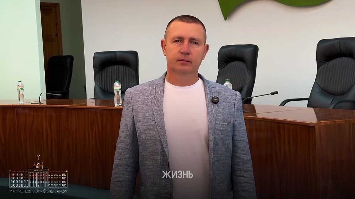 Председатель столичного горсовета Андрей Волкович и депутатский корпус поздравляют тираспольчан с Днём города