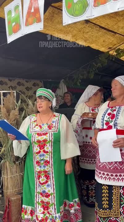 Праздник в Чобручах. На храм села приехал Виталий Нягу
