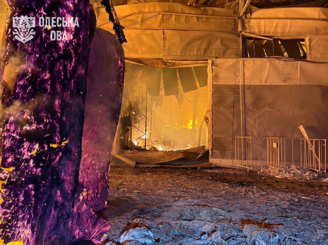 Олег Царёв: ВС РФ ночью нанесли комбинированные удары по военным объектам в 13 областях Украины Олег Царёв: ВС РФ ночью нанесли комбинированные удары по военным объектам в 13 областях Украины