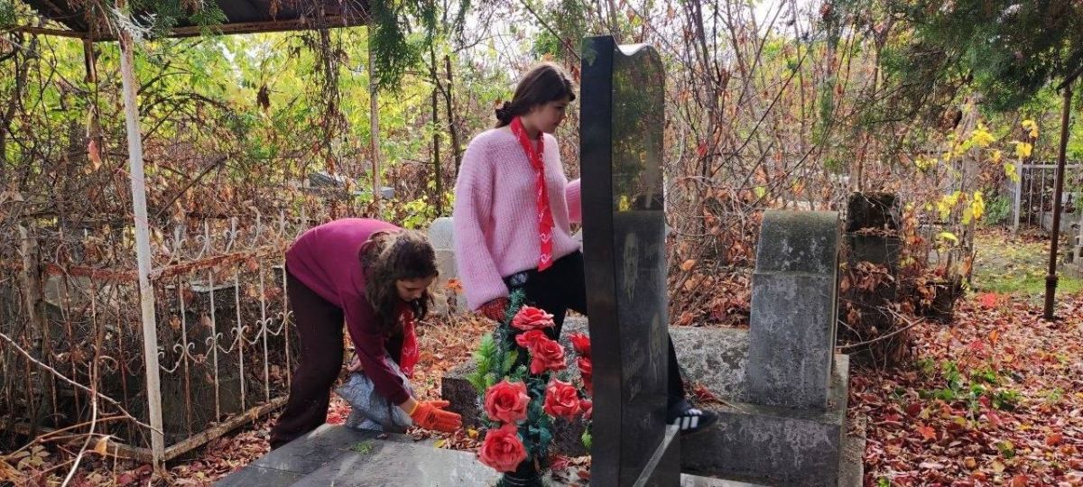 Память о подвиге и уважение к истории Память о подвиге и уважение к истории