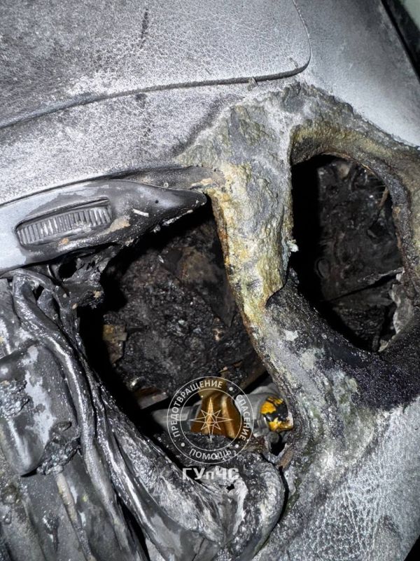 В Бендерах соседи спасли BMW от пожара В Бендерах соседи спасли BMW от пожара